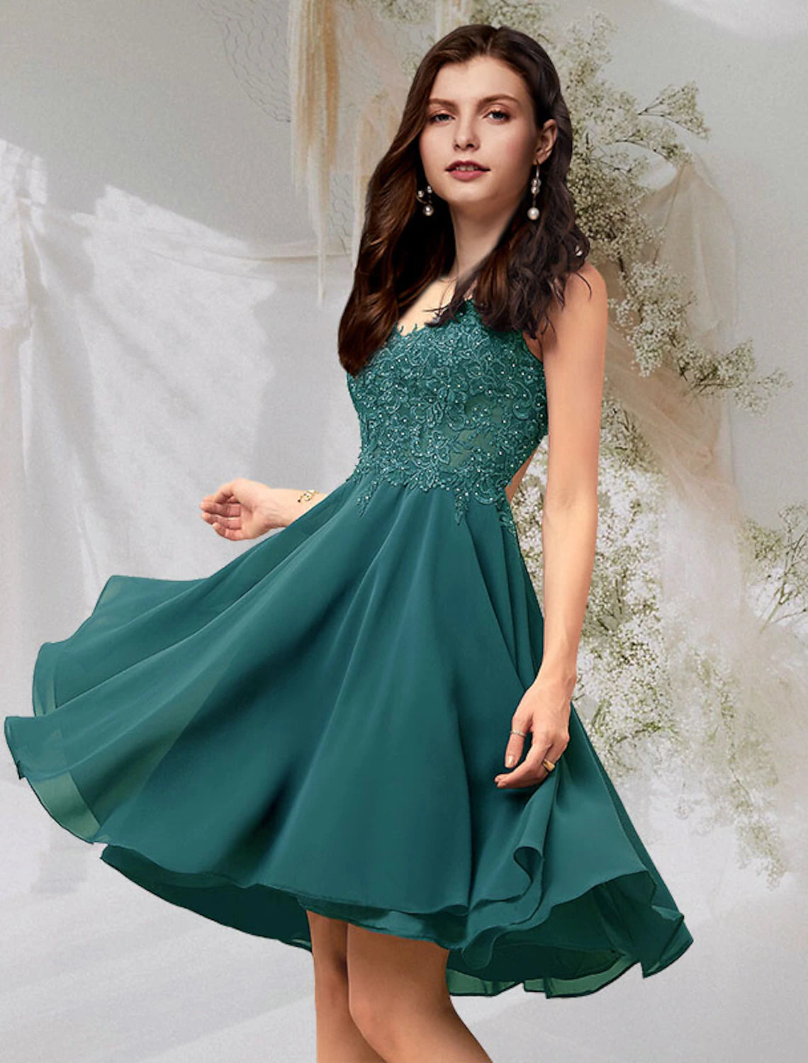 Wholesale A-Line Cocktail Dresses Flirty Dress Homecoming Short / Mini Sleeveless V Neck Chiffon Backless with Beading Lace